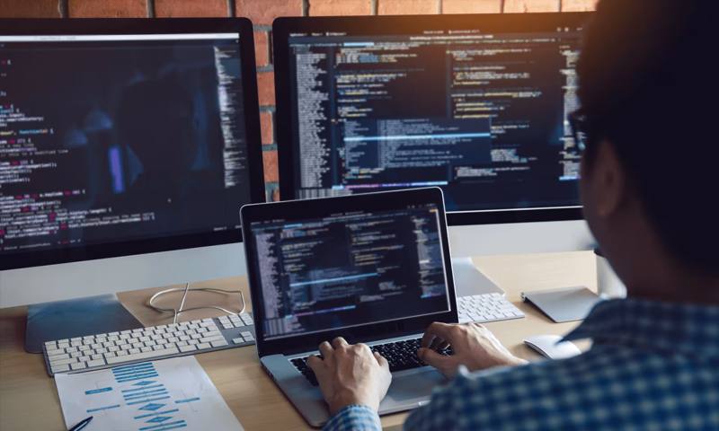 数据科学选型:R与Python如何赋能高要市网站建设?